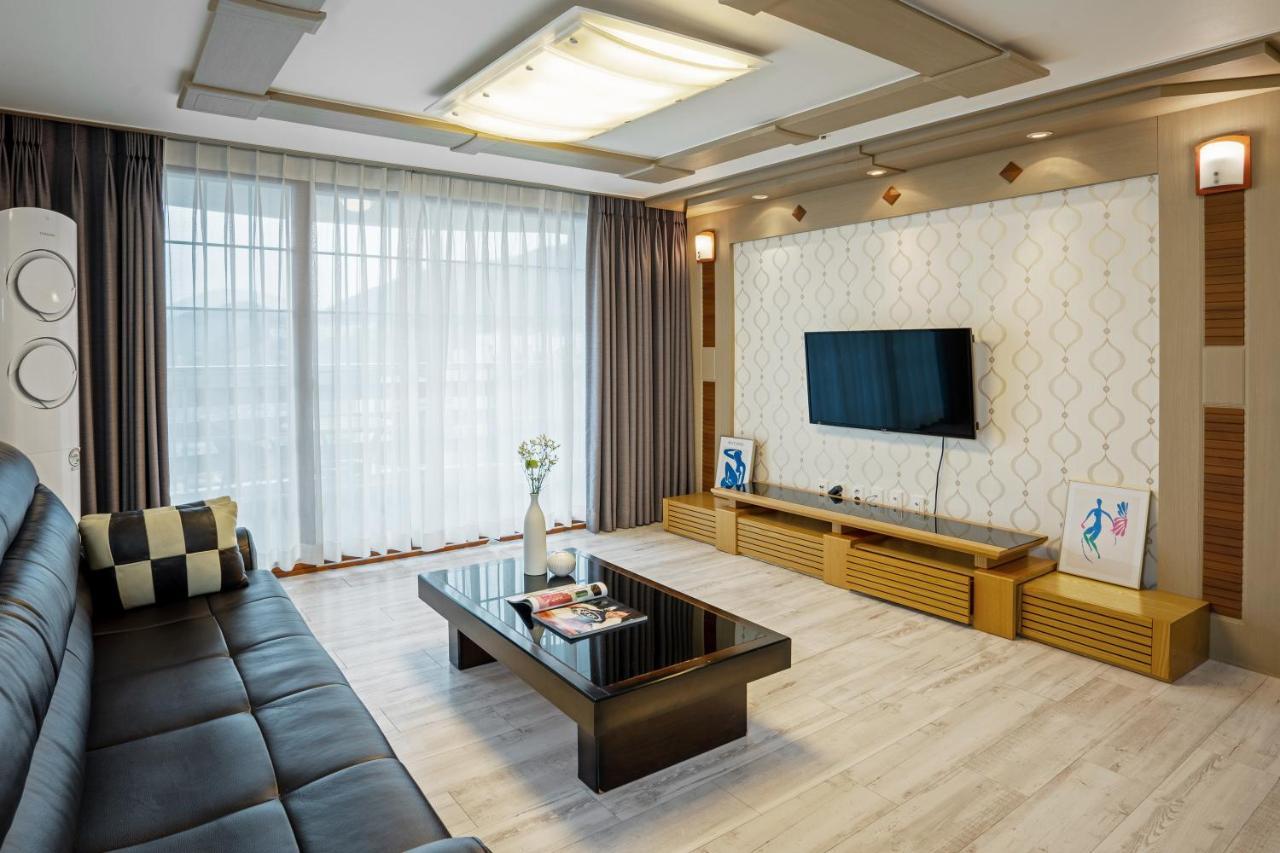 Home Fourest Resort Geoje Exterior foto